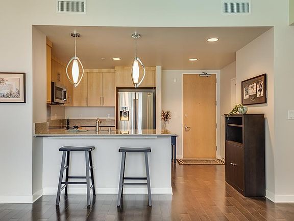 5th image of 38 N Almaden Blvd Unit 608