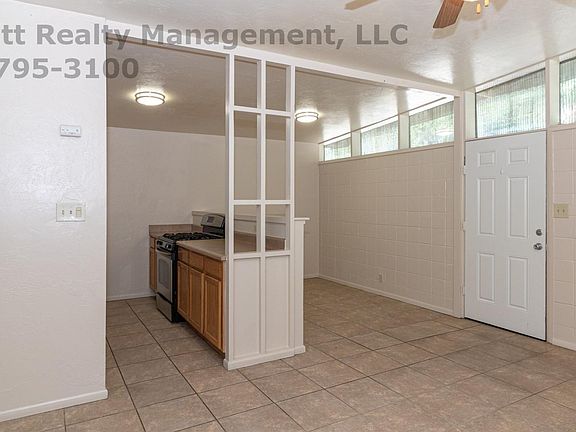5th image of 3647 E 2nd St APT 102