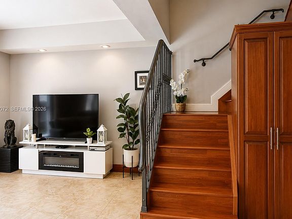 4th image of 14245 SW 57th Ln #9-2