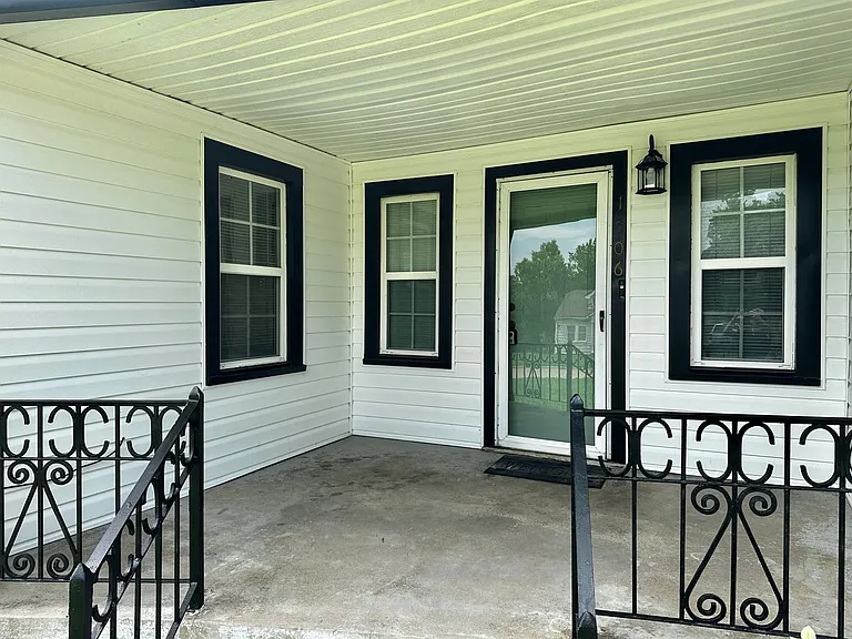 1506 NW Arlington Ave — Photo 4