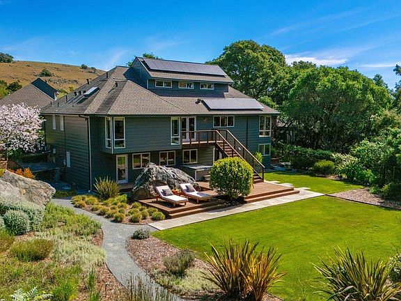 3rd image of 103 Reed Ranch Road