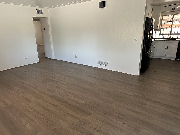 1739 E Edison St — Photo 10