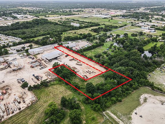 2nd image of Clarks Ln