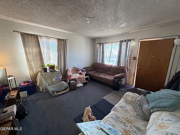 3rd image of 6033 Tampa Ave