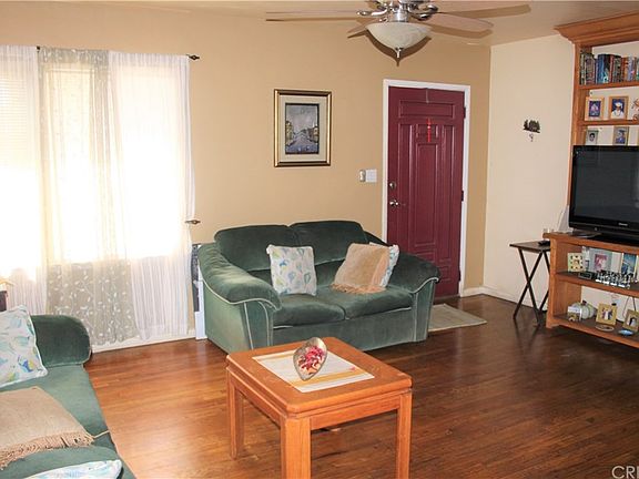 3rd image of 8340 Aura Ave