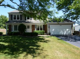 1202 Thrun Dr, Batavia, IL 60510
