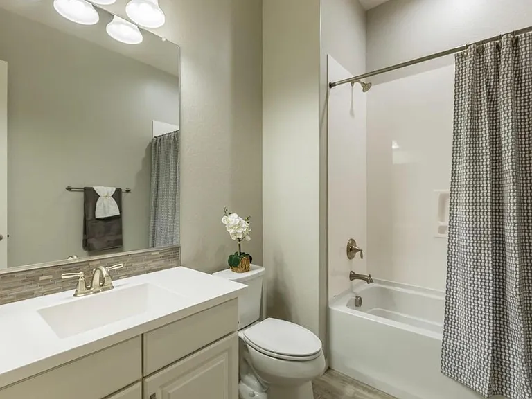 4162 E Cynthia St — Photo 11
