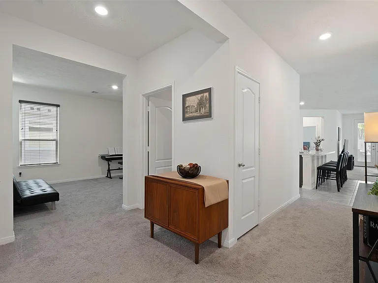 4007 Mossy Banks Ln — Photo 3