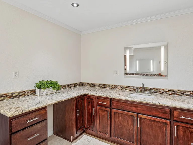 24818 House Mountain Rd — Photo 22