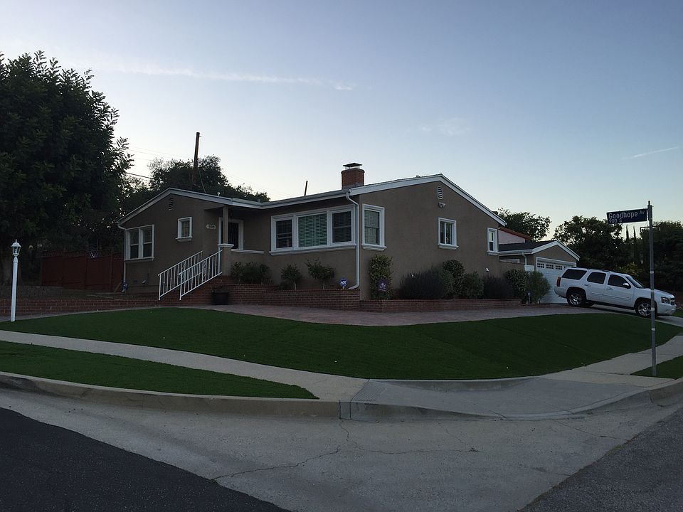 1st image of 920 S Goodhope Ave