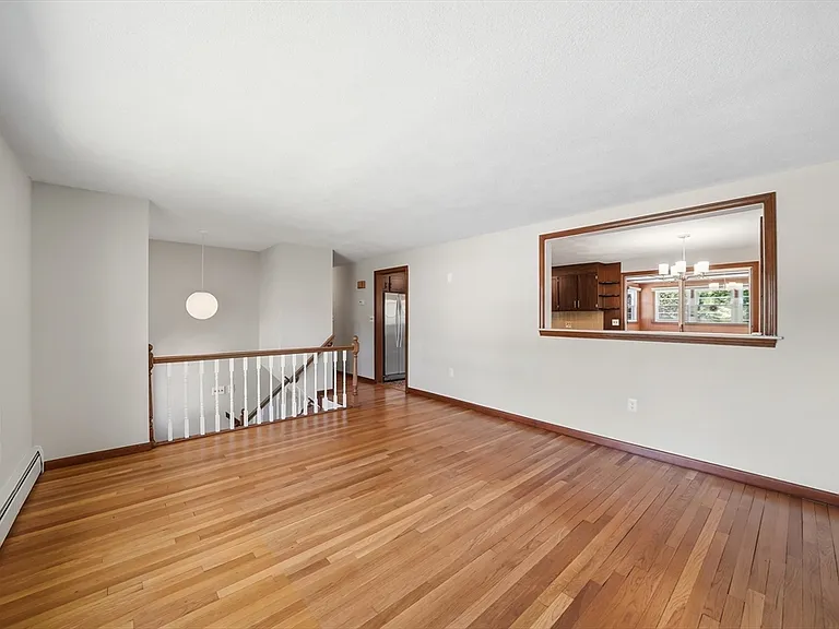 6 Belmont Rd — Photo 16