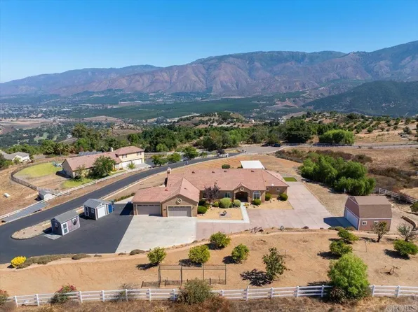 15521 Choufa Ct, Valley Center, CA 92082