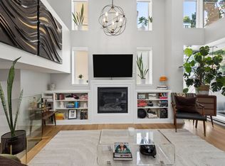 428 Helmcken St, Vancouver, BC V6B0B1