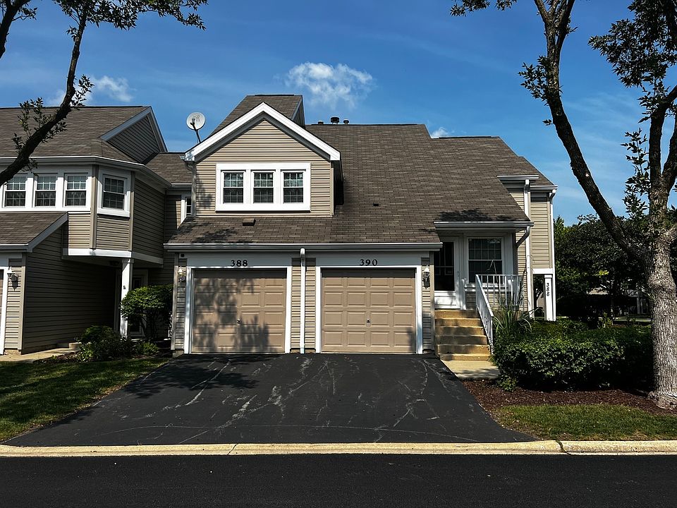1st image of 390 Kildare Ct #390