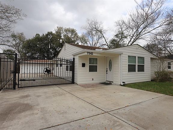 3rd image of 7341 Oak Hill Dr