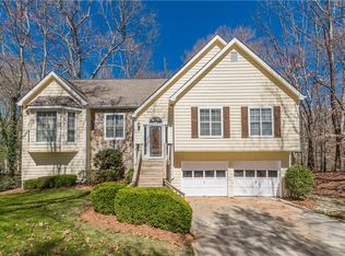 6035 Rolling Oaks Ln, Cumming, GA 30040