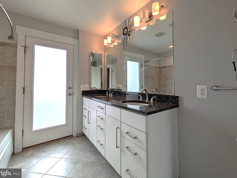22447 Verde Gate Ter — Photo 30