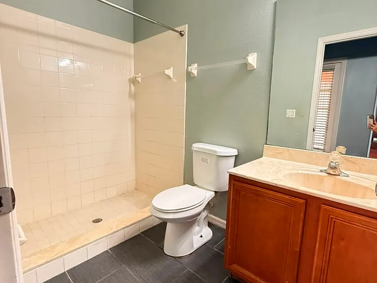 230 Rob Roy Dr — Photo 16