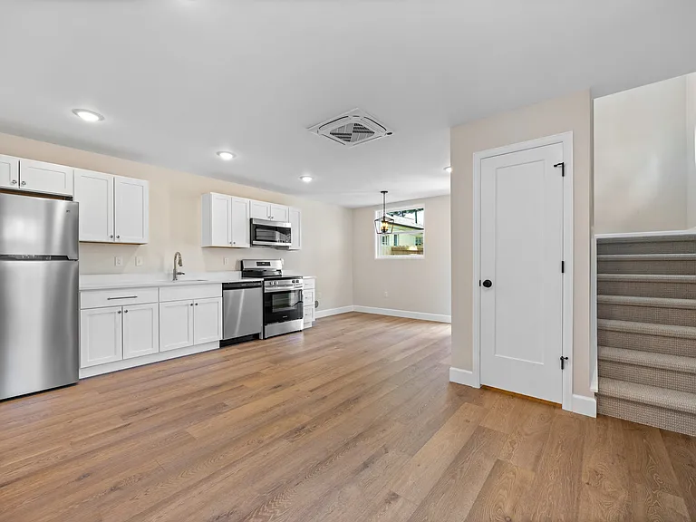 3717 1/2 Decatur St — Photo 1