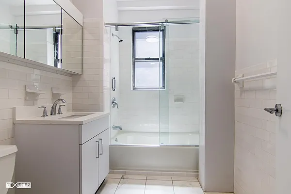 Rented by Citi Habitats | media 3