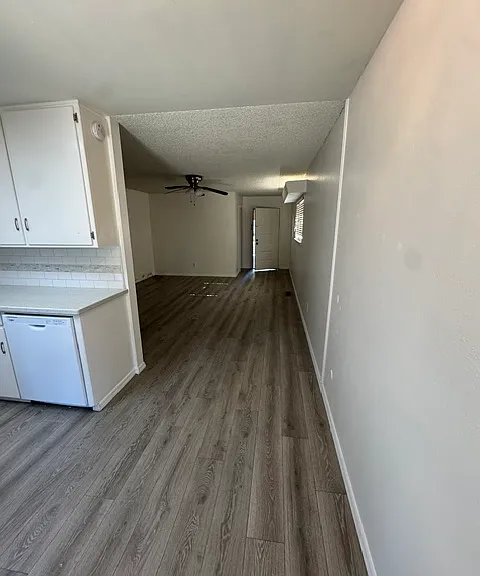 1604 W Rumble Rd — Photo 10