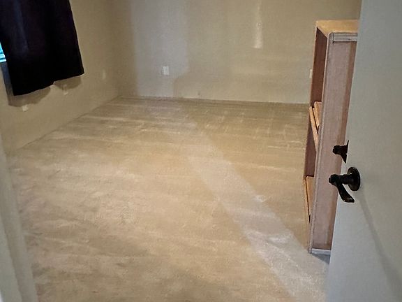 5th image of 24566 Webster Ave #C