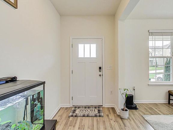 4th image of 8 Mossy Creek Ln