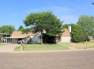 2320 Wallace St, Clovis, NM 88101