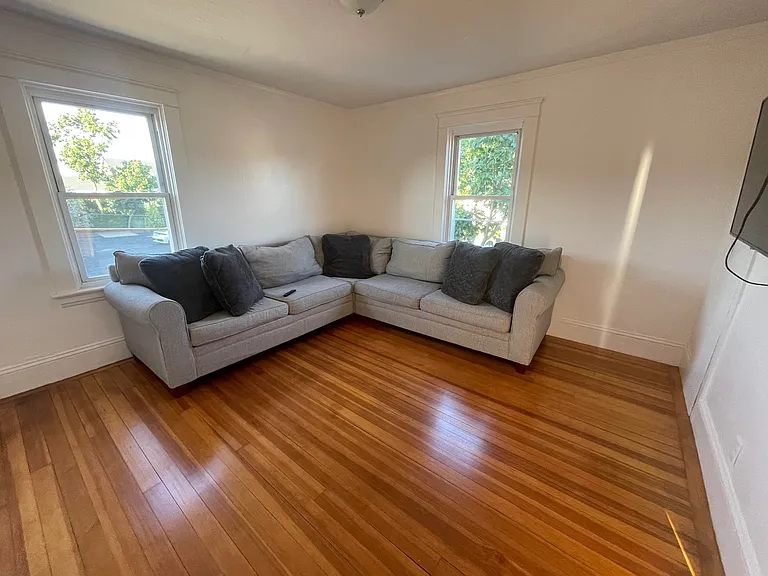 876 Main St #2 — Photo 3