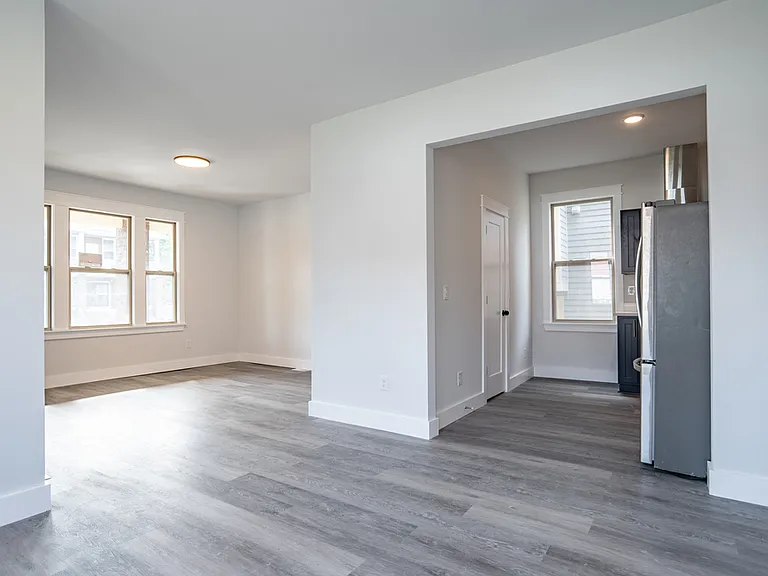 6194 Hecla St — Photo 9