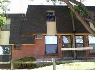 5831 S Pearl St, Centennial, CO 80121