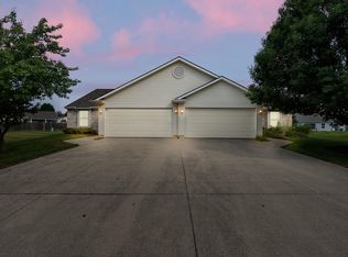2025 Blue Sage Cv, Fort Wayne, IN 46808