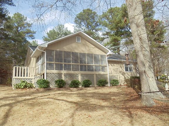 2nd image of 1351 Quail Hollow Dr