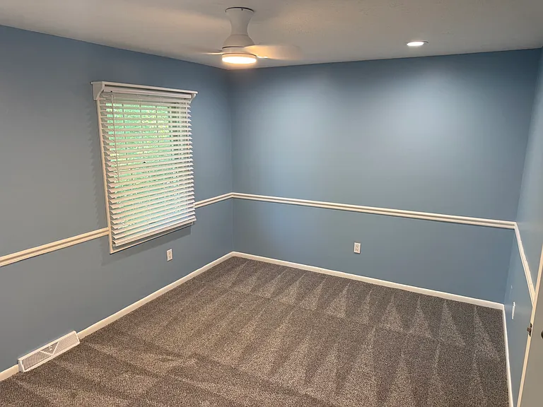 1032 S Court St — Photo 16