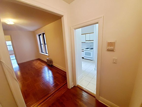 4th image of 82-46 Lefferts Blvd #4C