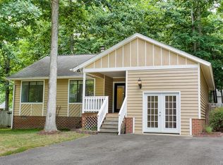 4318 Hunters Landing Dr, Chesterfield, VA 23832