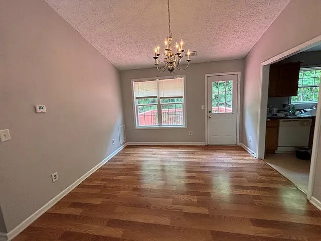 5746 Bridgeport Ct — Photo 12