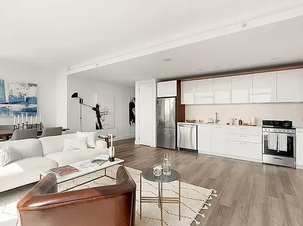 228 East 135th Street image 3 of 18