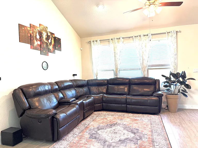 3109 Maysilee St — Photo 8