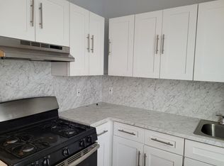 98 Woodlawn Ave FLOOR 2, Jersey City, NJ 07305