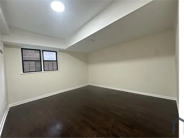 13740 45th Ave APT 2N, Flushing, NY 11355