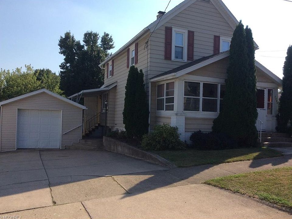 1st image of 1032 W Tuscarawas Ave