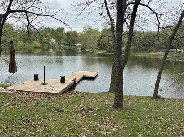 7634 Ryan Dr, Odessa, MO 64076