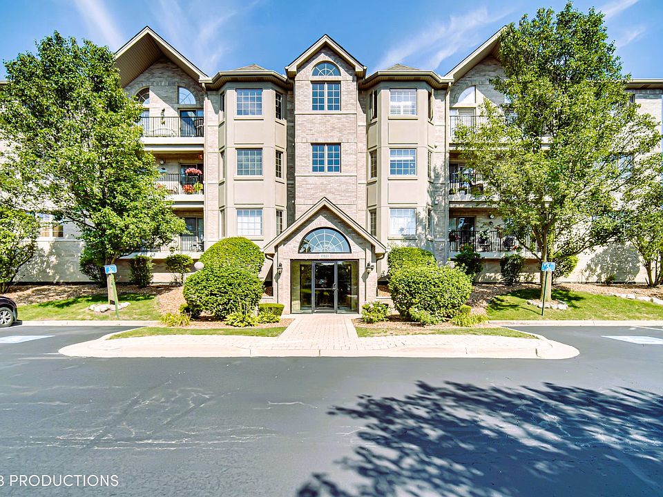 1st image of 11840 Windemere Ct APT 302
