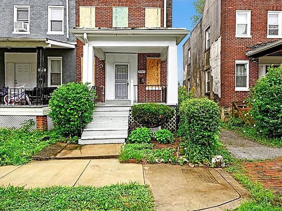 3rd image of 3909 Ridgewood Ave