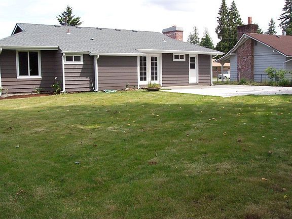 Super large Yard and Patio