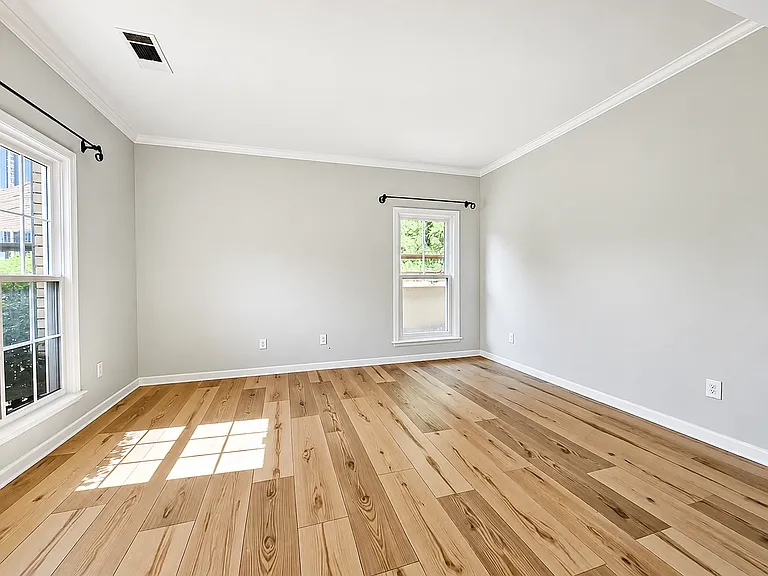 366 Belmont Chase Ct — Photo 9