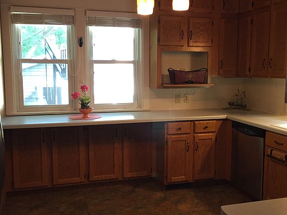 Incredible cabinet space