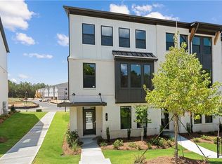 44 Peeples Dr, Lawrenceville, GA 30046