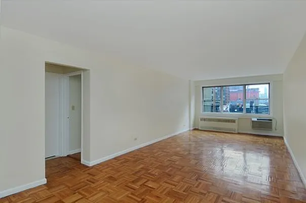 Sold by Citi Habitats | media 9